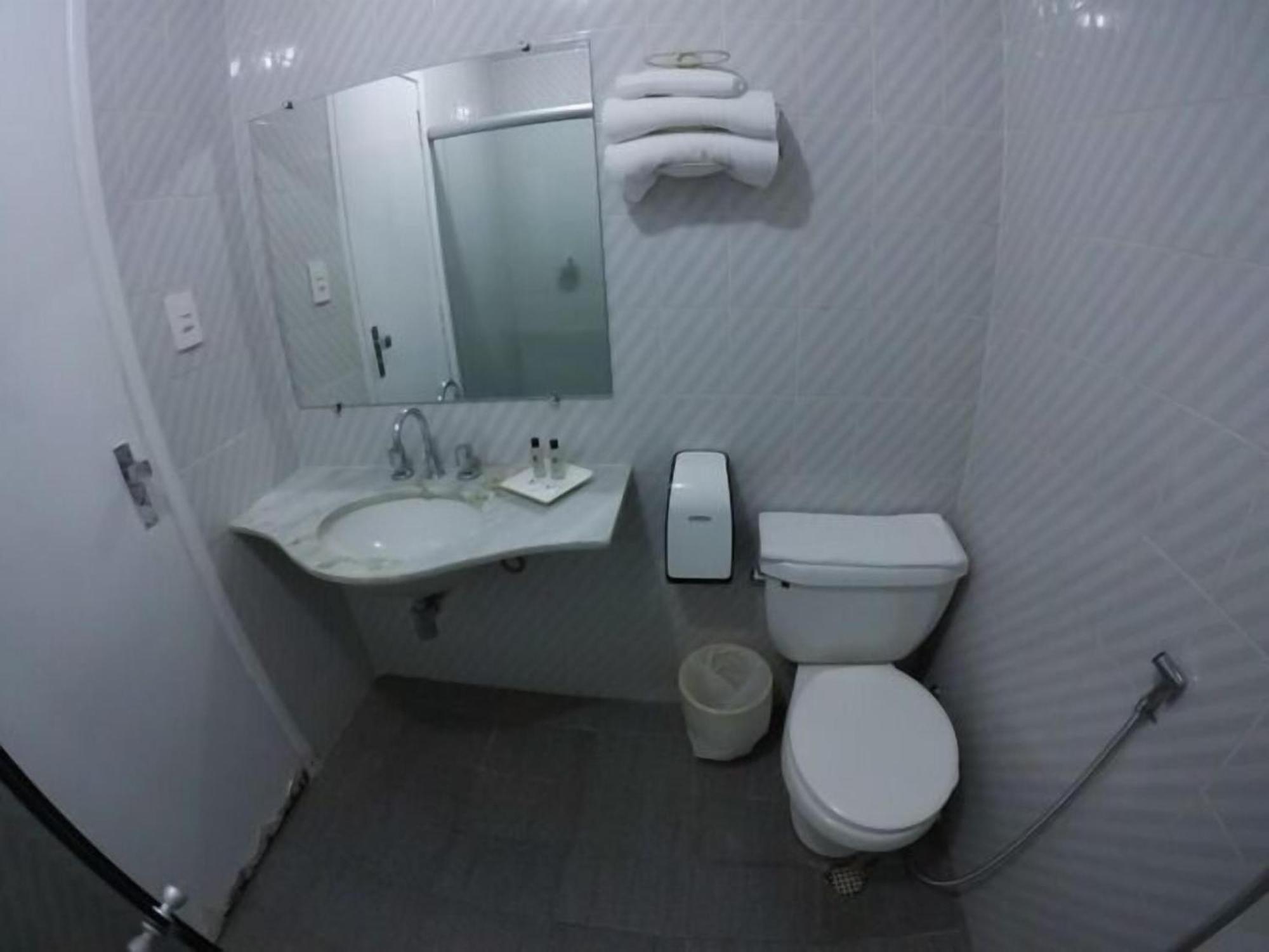 Hotel Dona Beja Araxá Oda fotoğraf